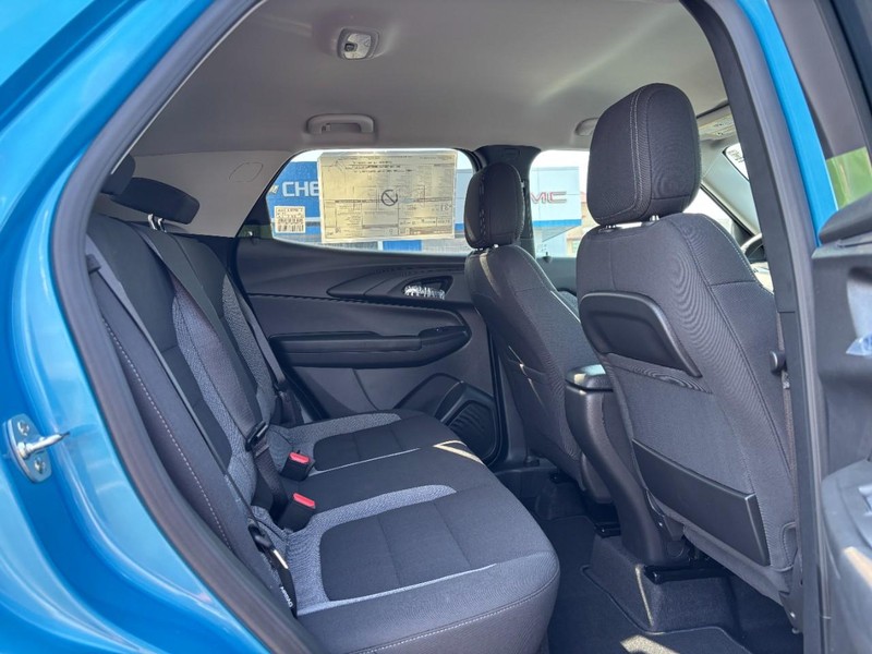 Chevrolet TrailBlazer Vehicle Image 06