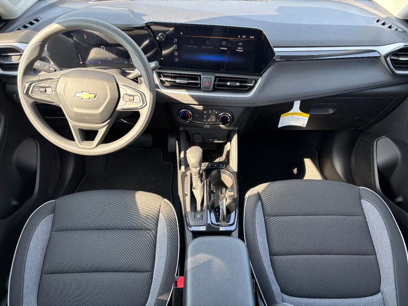 Chevrolet TrailBlazer Vehicle Image 07