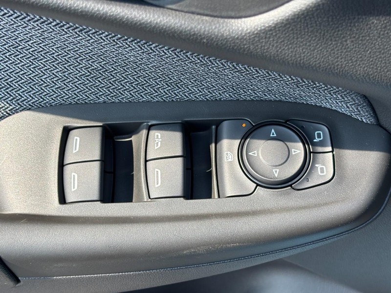 Chevrolet TrailBlazer Vehicle Image 20