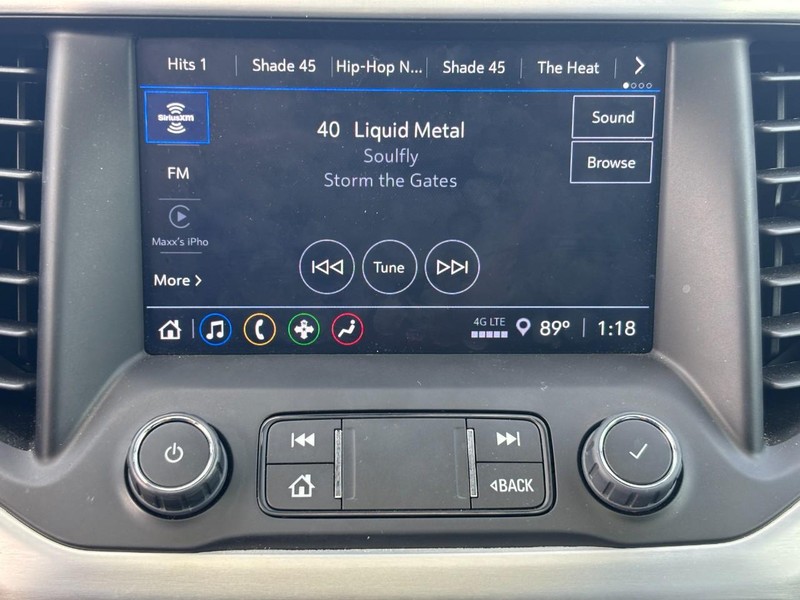 GMC Acadia Vehicle Image 21