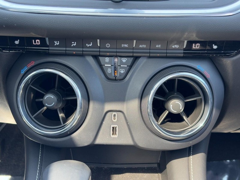 Chevrolet Blazer Vehicle Image 14