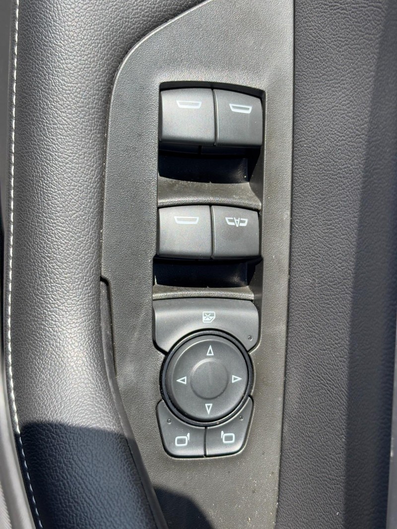 Chevrolet Blazer Vehicle Image 23