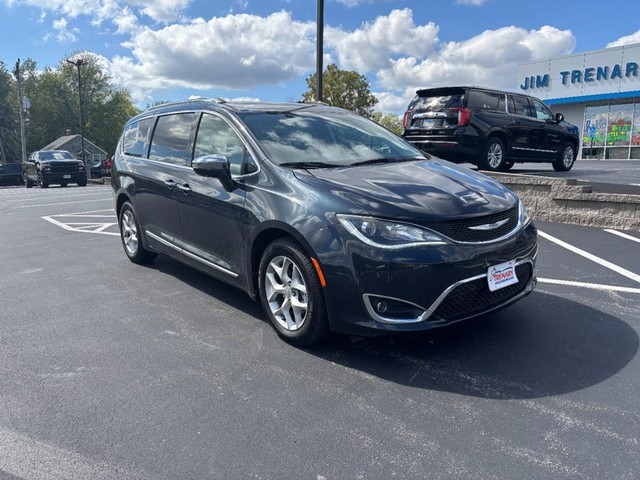 Used 2020 Chrysler Pacifica Limited with VIN 2C4RC1GG5LR127845 for sale in Union, MO