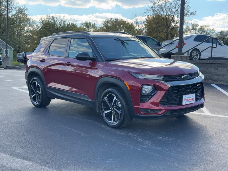 Chevrolet TrailBlazer Vehicle Image 02