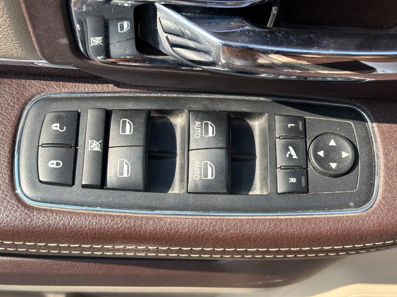 Ram 1500 Vehicle Image 26
