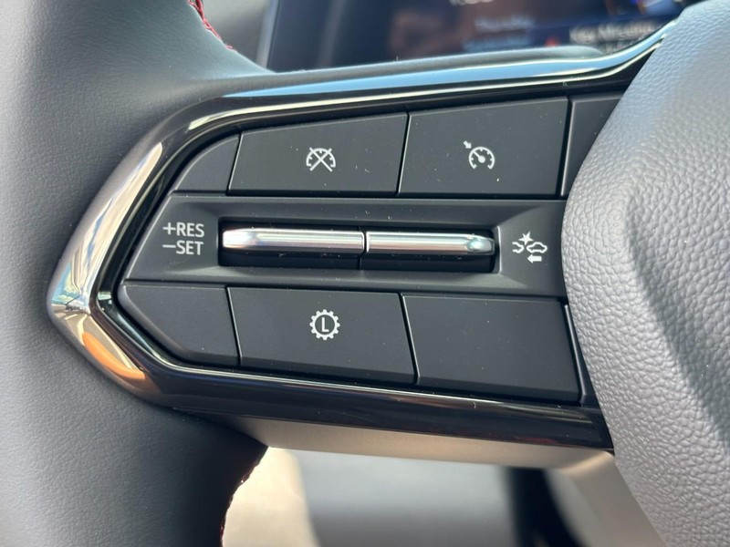 Chevrolet Equinox Vehicle Image 14
