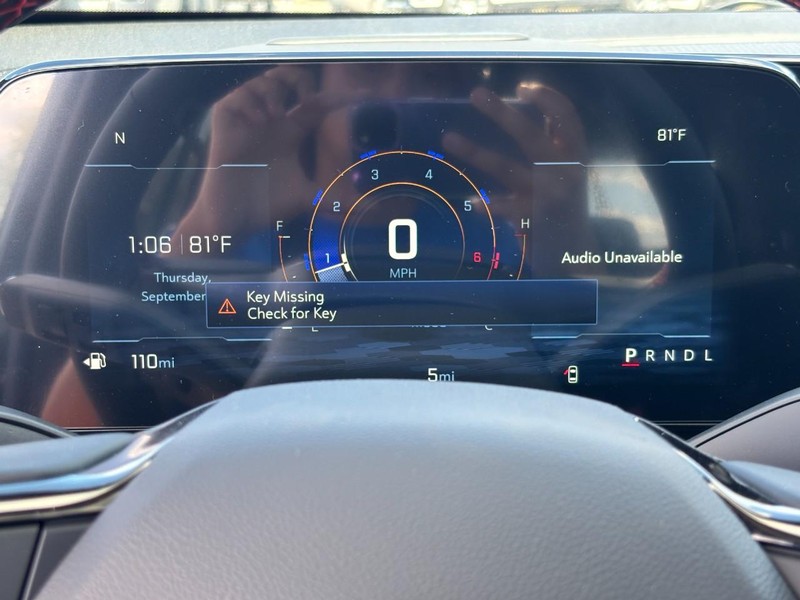 Chevrolet Equinox Vehicle Image 16