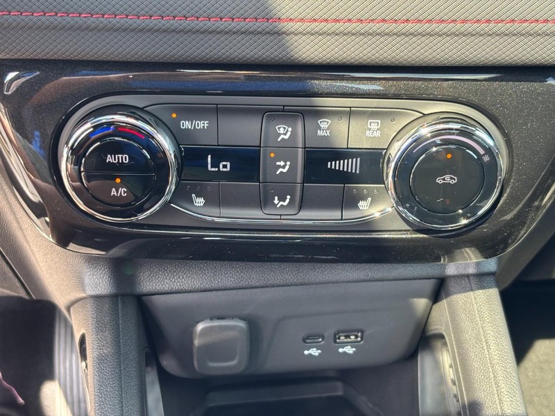 Chevrolet TrailBlazer Vehicle Image 19