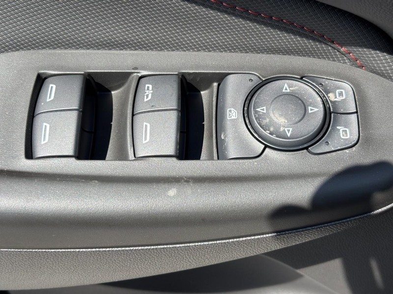 Chevrolet TrailBlazer Vehicle Image 20