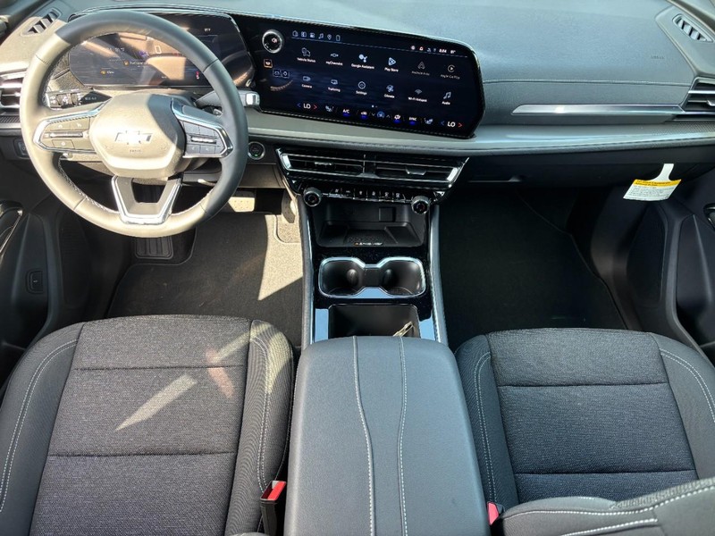 Chevrolet Traverse Vehicle Image 08