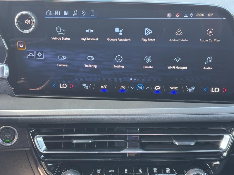 Chevrolet Traverse Vehicle Image 11