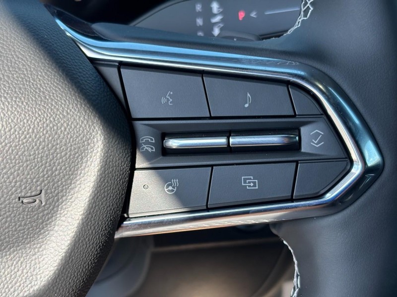 Chevrolet Traverse Vehicle Image 16