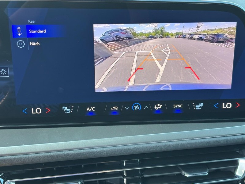 Chevrolet Traverse Vehicle Image 19