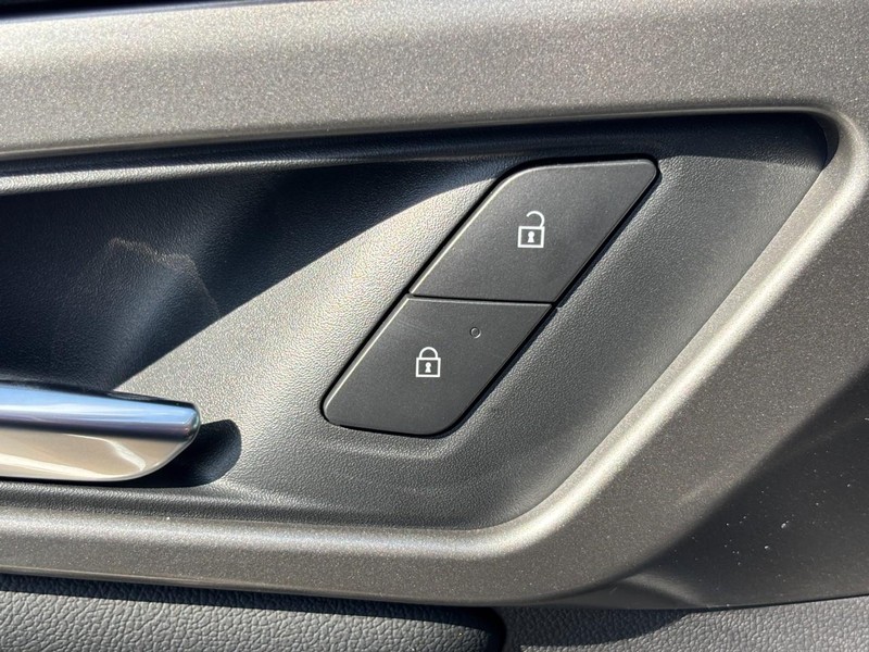 Chevrolet Traverse Vehicle Image 22