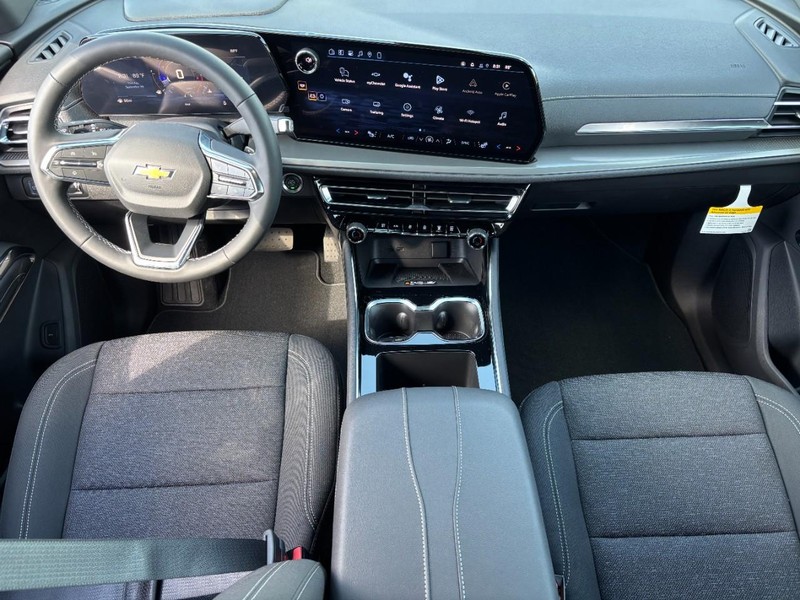 Chevrolet Traverse Vehicle Image 08
