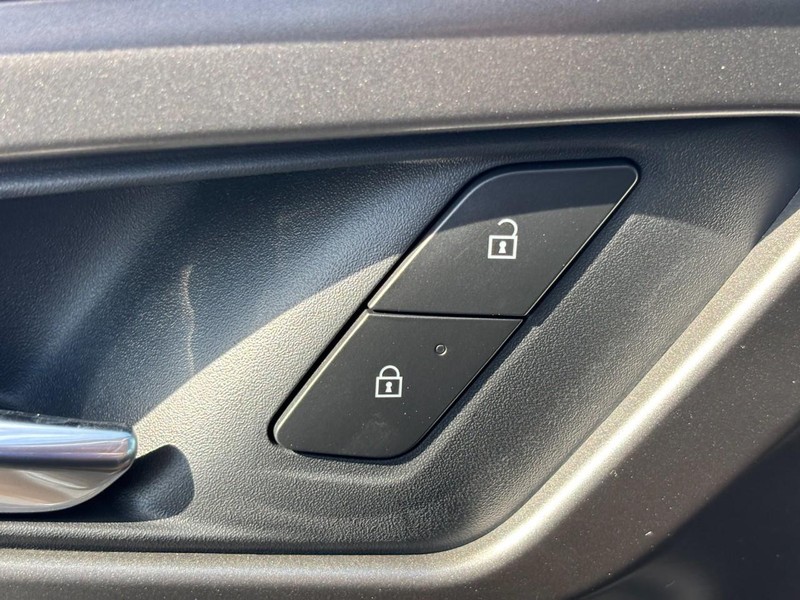 Chevrolet Traverse Vehicle Image 23