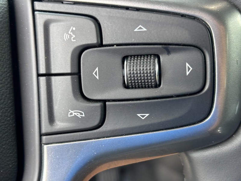 Chevrolet Silverado 1500 Vehicle Image 20
