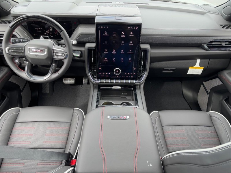 GMC Yukon Vehicle Image 08