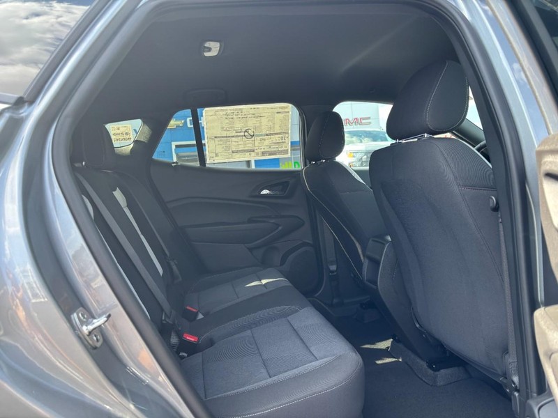 Chevrolet Trax Vehicle Image 06