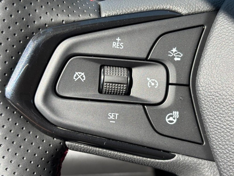 Chevrolet Trax Vehicle Image 14