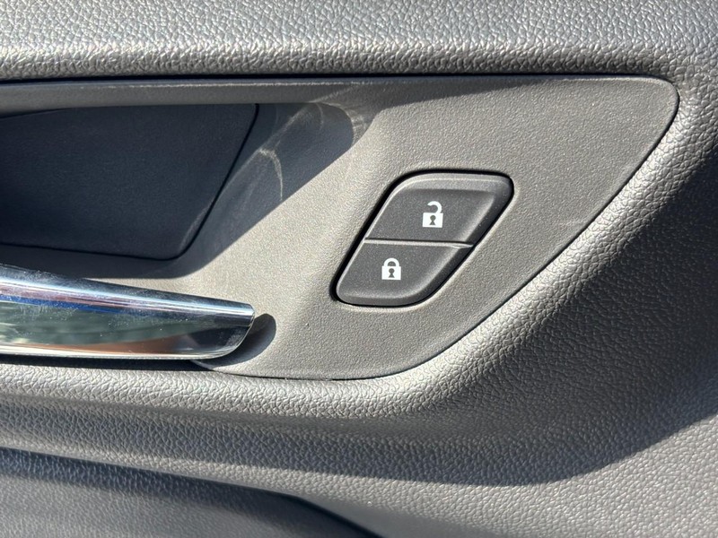 Chevrolet Trax Vehicle Image 21
