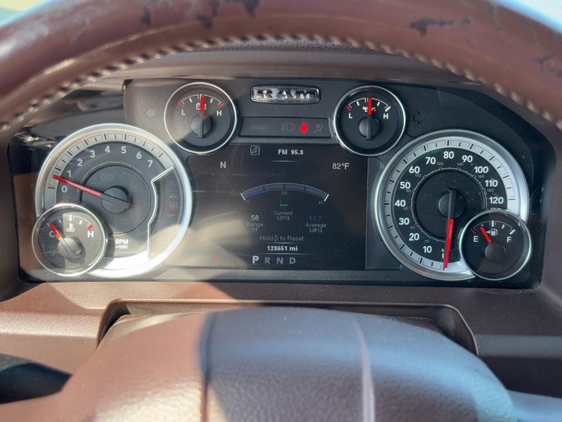 Ram 1500 Vehicle Image 18