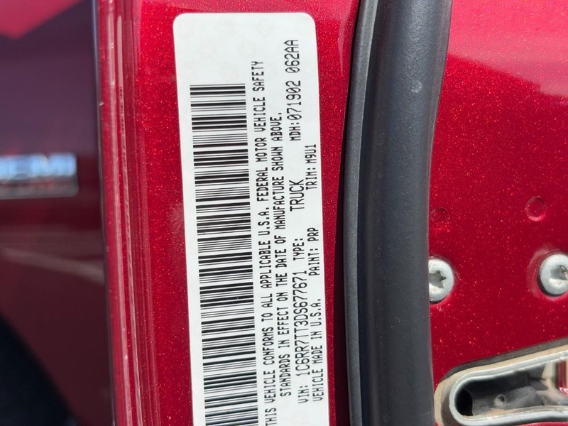 Ram 1500 Vehicle Image 26