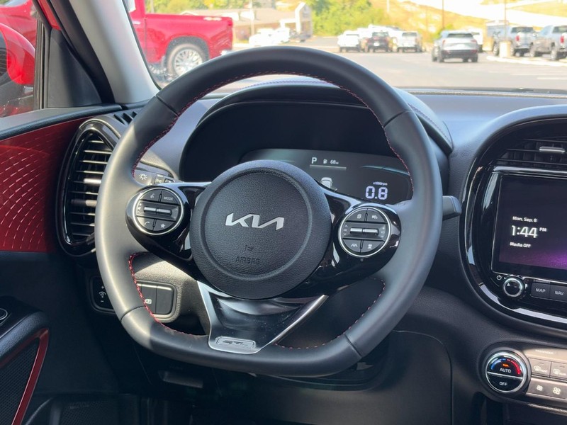 Kia Soul Vehicle Image 12