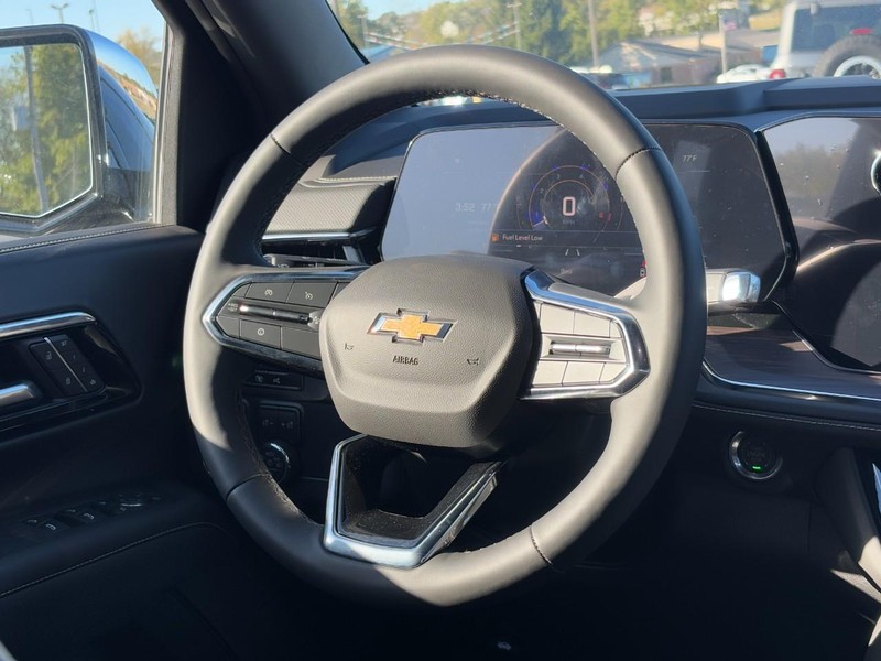 Chevrolet Tahoe Vehicle Image 09