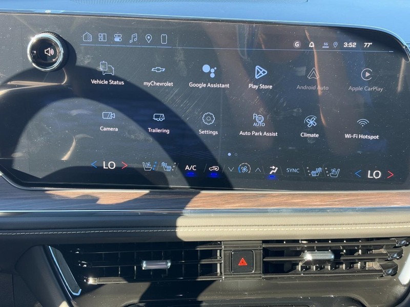 Chevrolet Tahoe Vehicle Image 10