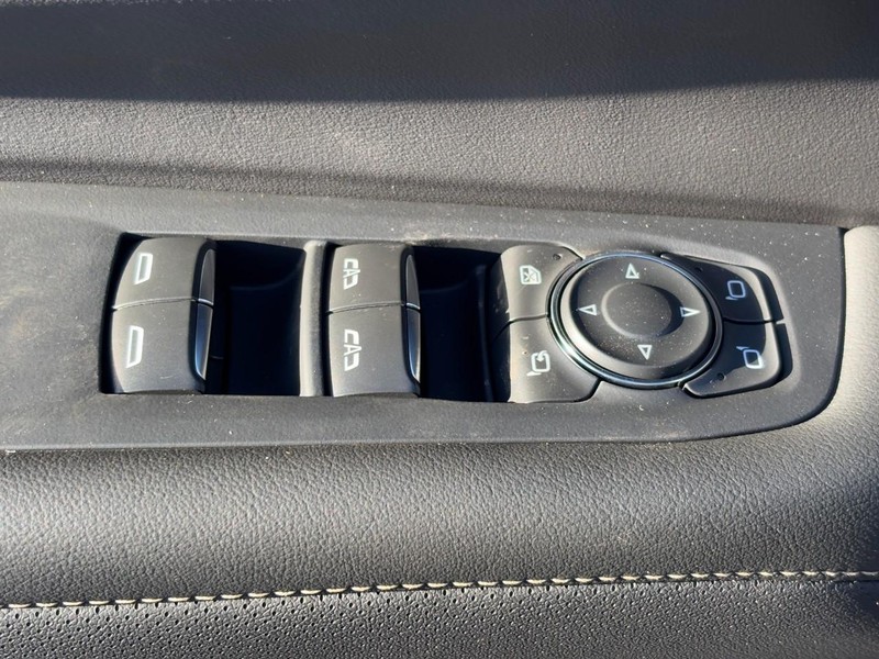 Chevrolet Tahoe Vehicle Image 20