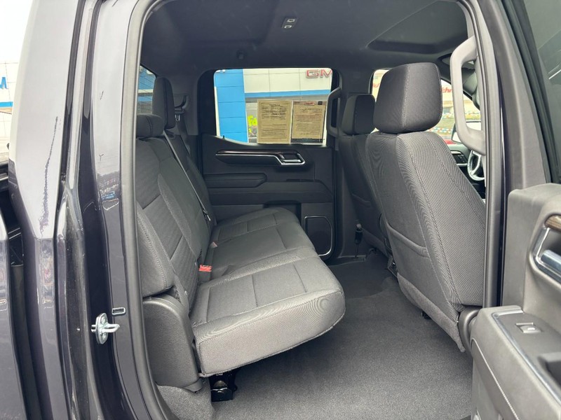 Chevrolet Silverado 1500 Vehicle Image 10