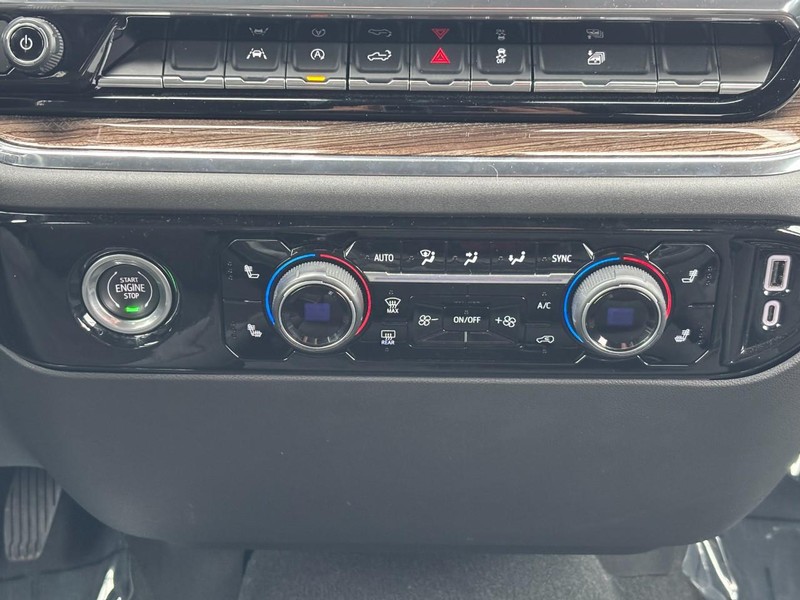 Chevrolet Silverado 1500 Vehicle Image 14