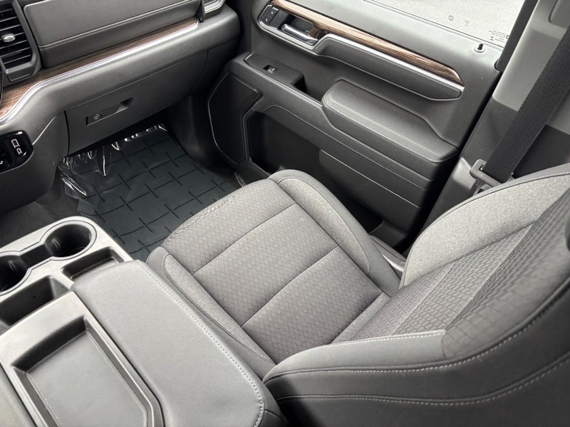 Chevrolet Silverado 1500 Vehicle Image 15