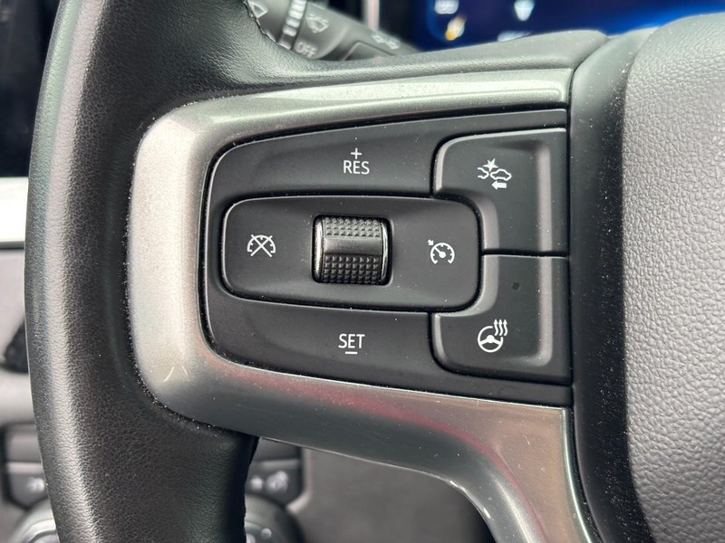 Chevrolet Silverado 1500 Vehicle Image 17