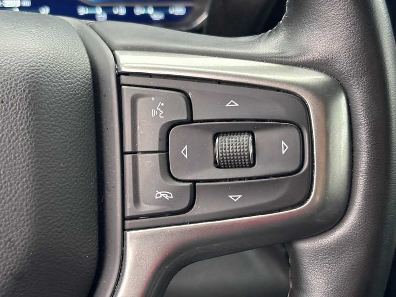 Chevrolet Silverado 1500 Vehicle Image 18