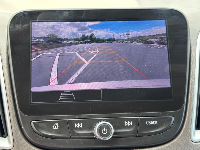 Chevrolet Malibu Vehicle Image 21