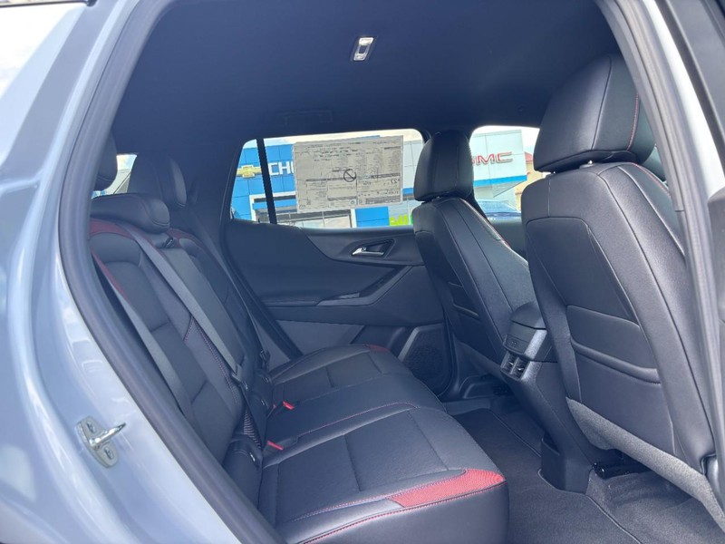 Chevrolet Equinox Vehicle Image 06