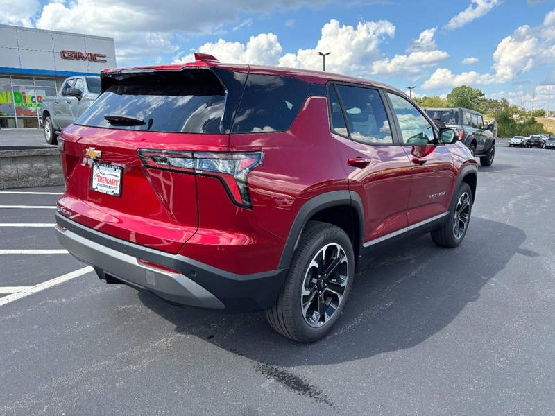 Chevrolet Equinox Vehicle Image 04