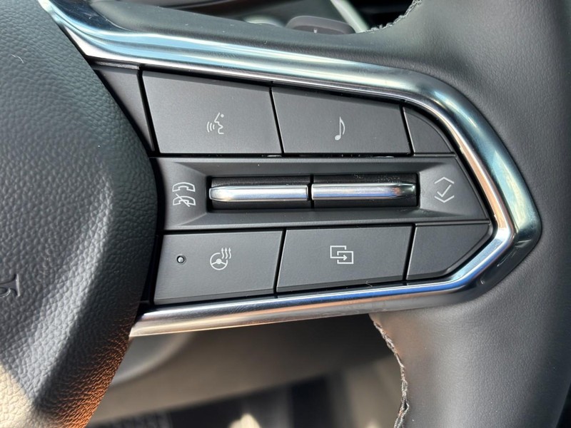 Chevrolet Equinox Vehicle Image 14