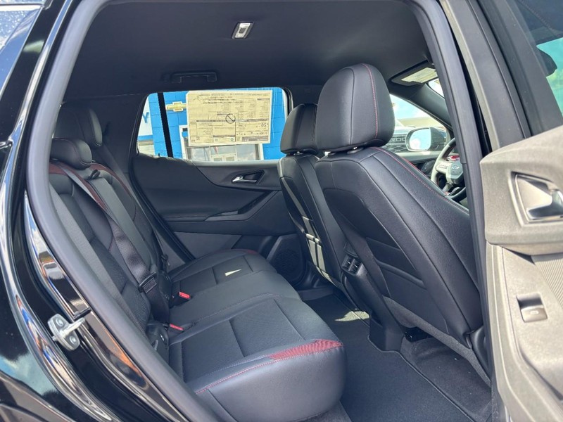 Chevrolet Equinox Vehicle Image 06