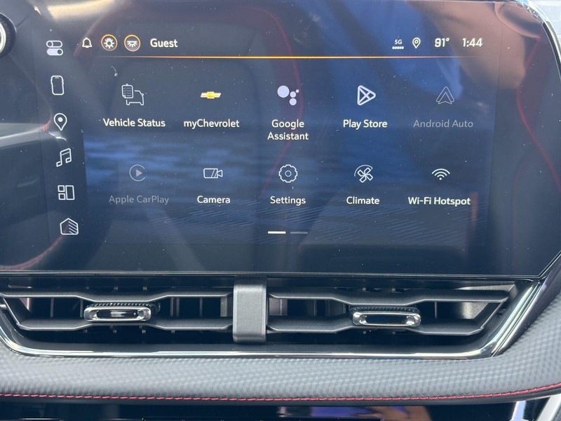 Chevrolet Equinox Vehicle Image 10