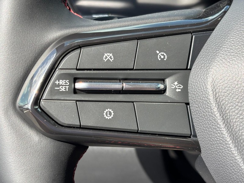 Chevrolet Equinox Vehicle Image 14