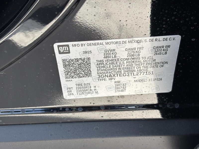 Chevrolet Equinox Vehicle Image 24