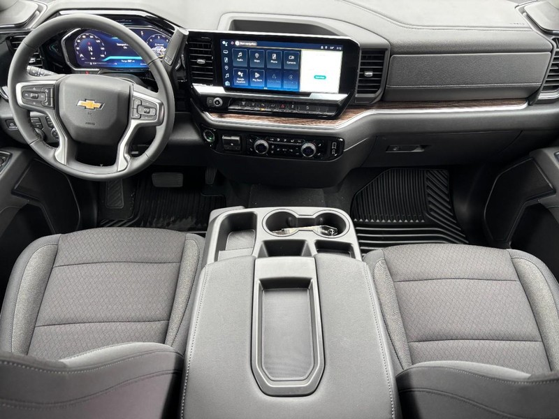 Chevrolet Silverado 3500HD Vehicle Image 07