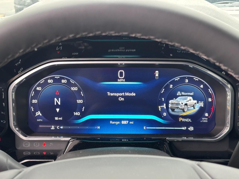 Chevrolet Silverado 3500HD Vehicle Image 15