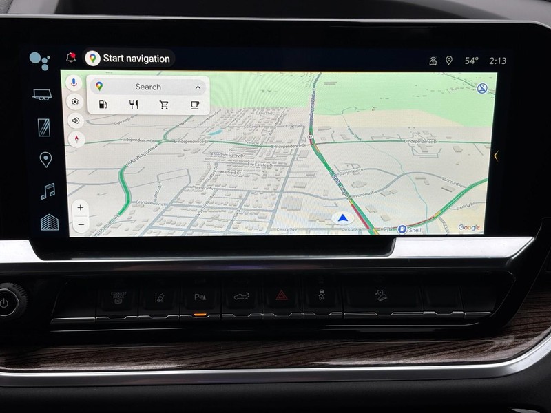 Chevrolet Silverado 3500HD Vehicle Image 18