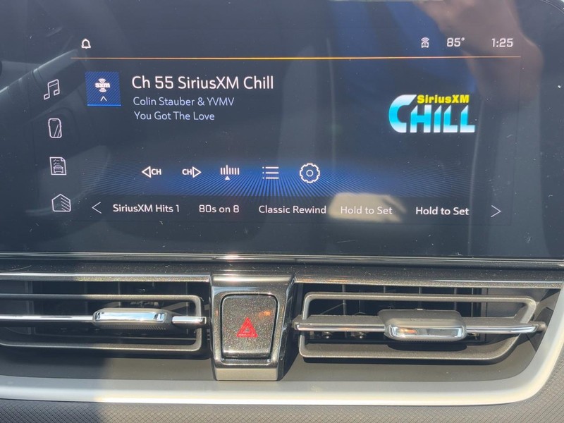 Chevrolet TrailBlazer Vehicle Image 09