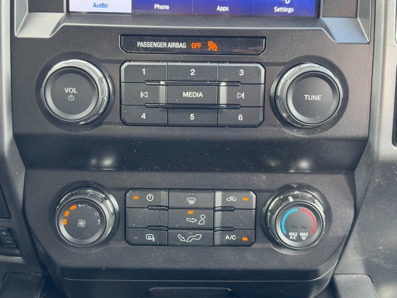 Ford F-150 Vehicle Image 14