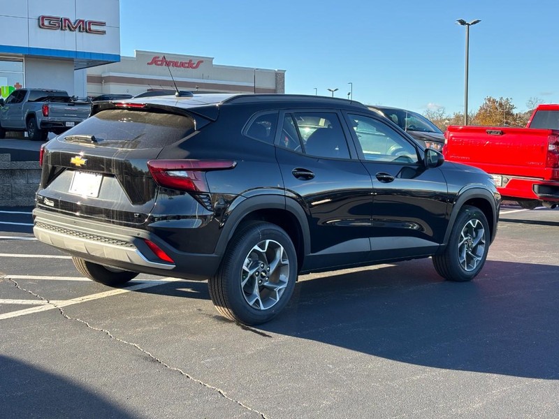 Chevrolet Trax Vehicle Image 04